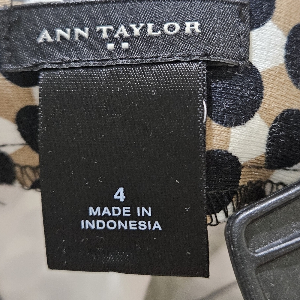 Ann Taylor Polka Dot Pencil Skirt - Picture 3 of 6